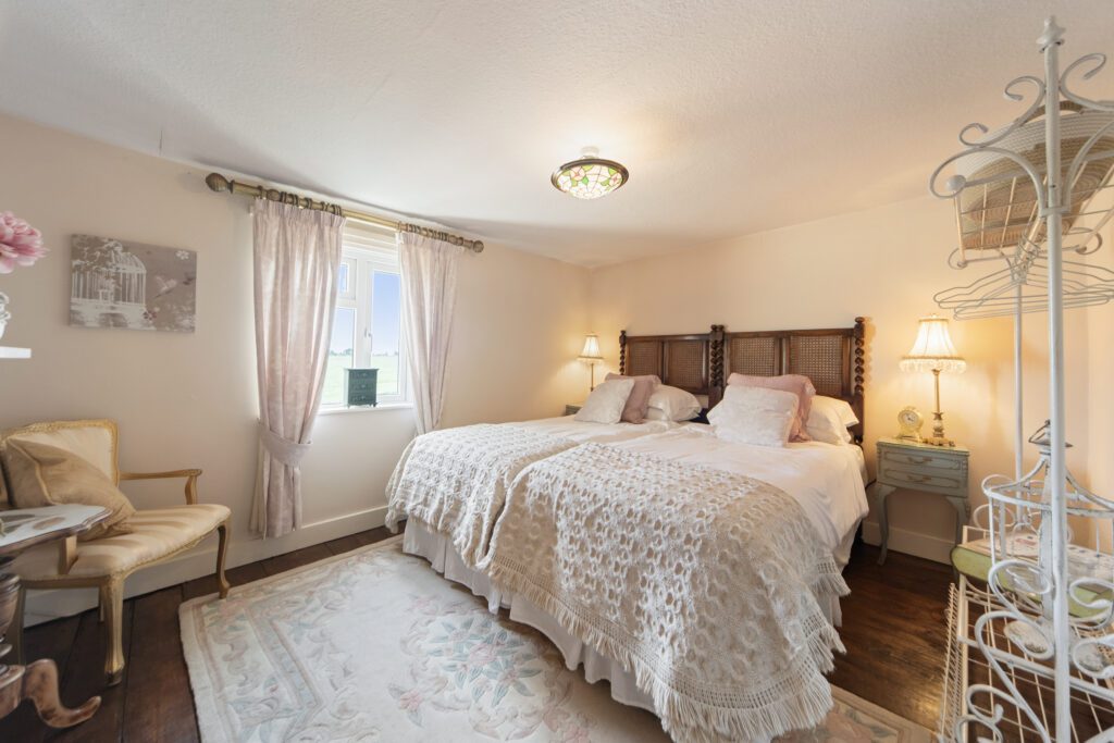 Bedroom Cottage on the Common Malvern