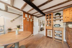 Kitchen Bedroom Cottage on the Common Malvern